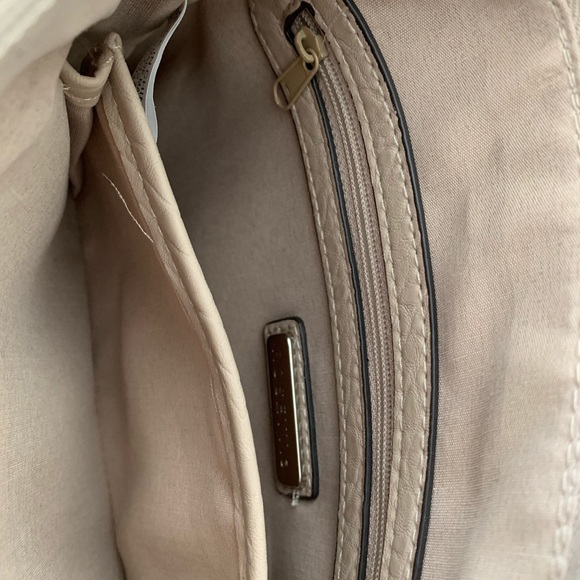 Rose to - Picture 3 of 3